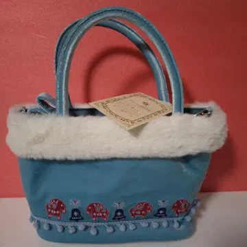 스카이블루 코끼리 자수 퍼 포함 숄더백