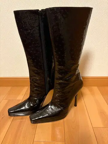 COMEX 광택 블랙 롱 부츠 하이힐 스퀘어토