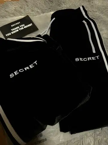 SECRET 벨벳 저지 셋업