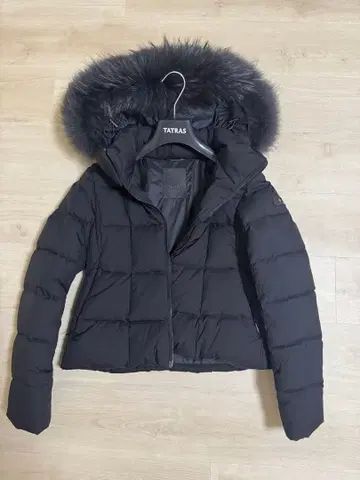 TATRAS 블랙 다운 자켓 퍼 포함 미사용 새상품 아베치