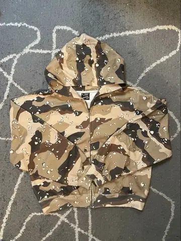 BELIEVE 카모플라쥬 풀 집업 후드티