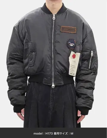 [ SHINYAKOZUKA ] BOMBER WITH BLACK BIJOU