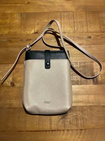 BARCOS 숄더백 베이지/블랙