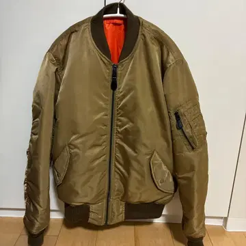 AVIREX ma-1 L 사이즈