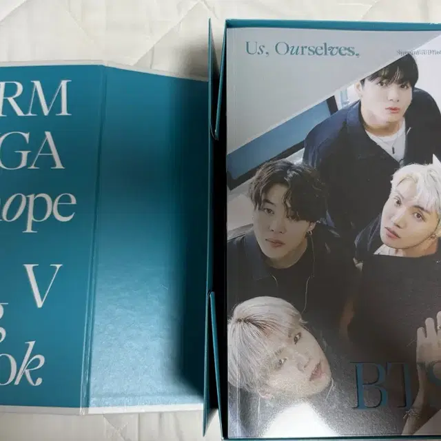 방탄 포토북 포토폴리오 진 슈가 알엠 제이홉 지민 뷔 정국 단체