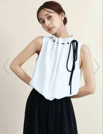 FENNEL 페넬 넥 개더 올인원