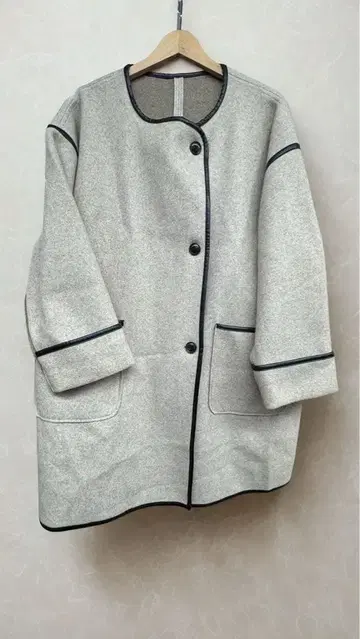 베이지 롱 코트 울 느낌