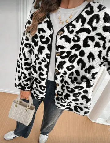 레오파드 무늬 플리스 캐주얼 스테디셀러 자켓