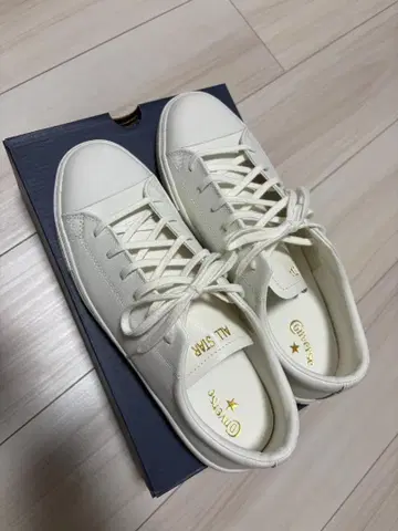 미사용 새상품 컨버스 가죽 올스타 쿠페 OX 화이트 25.5