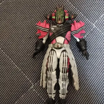 가면라이더 가동 피규어