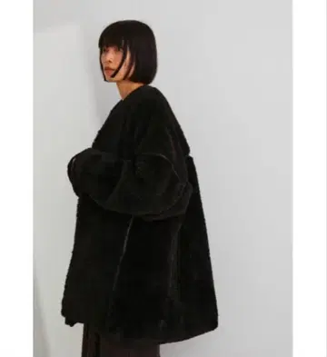 새상품급 CLANE 보아 코트