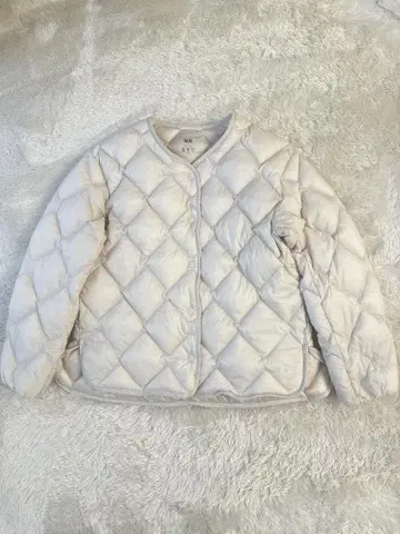 유니클로 울트라 라이트 다운 릴랙스 자켓 M