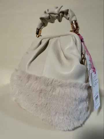 FURFUR 퍼 백 아이보리