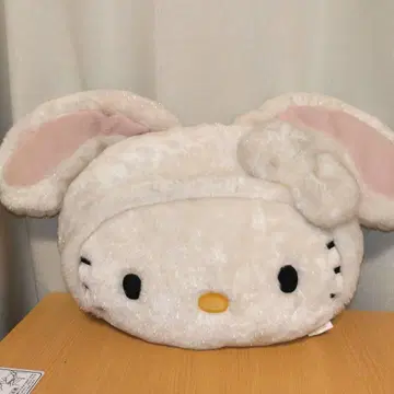 키티 다이컷 페이스 쿠션 라메 2003년