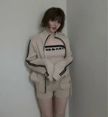 ANDMARY Zoe full zip set up beige