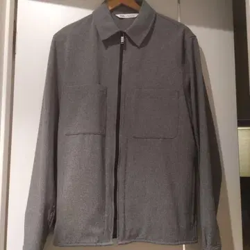 그레이 지퍼 달린 블루종?