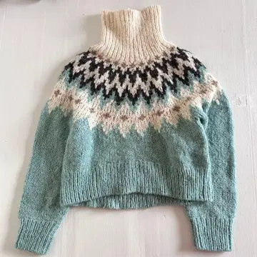 MACPHEE 페루제 노르딕 스웨터 숏 기장 민트