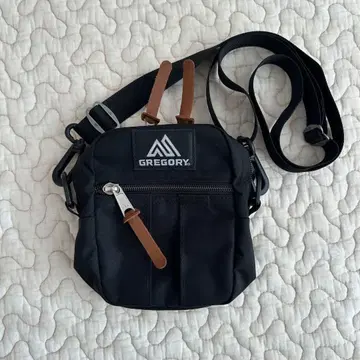 [ 새상품 ] GREGORY 블랙 숄더백