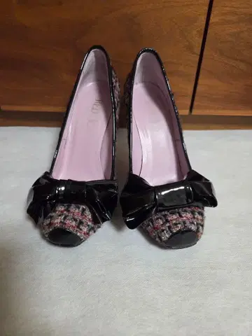 RED 발렌티노 트위드 리본 펌프스 38