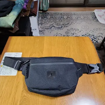 조던 블랙 숄더백