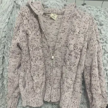 젤라피케 후드 부착 케이블 짜임 룸웨어 딸기 시리즈