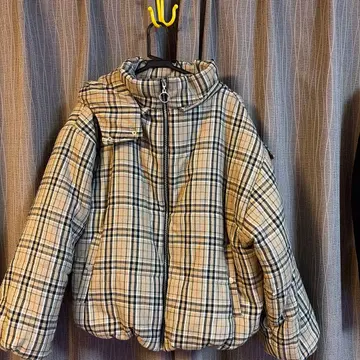 체크 무늬 겨울용 자켓 M 사이즈