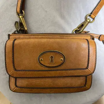 FOSSIL 레트로 브라운 숄더백