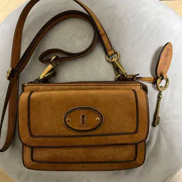 FOSSIL 레트로 카멜 숄더백