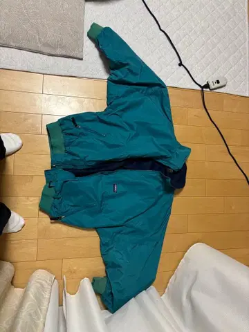 WHITE SIERRAS XL 나일론 자켓 틸 가격 인하 협상 가능