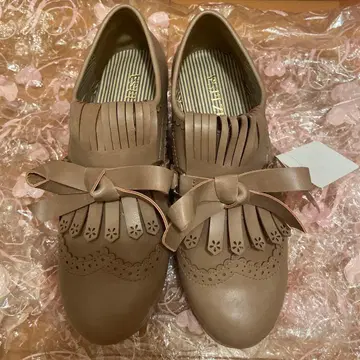 택 포함 새상품 리즈리사 리본 통굽 신발