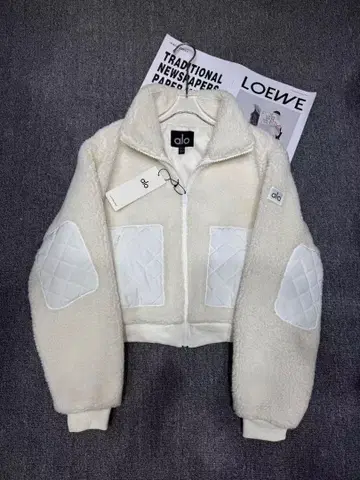 alo 아이보리 크롭 자켓 S