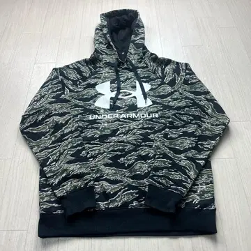 UNDER ARMOUR 올 패턴 긴팔 후드 맨투맨