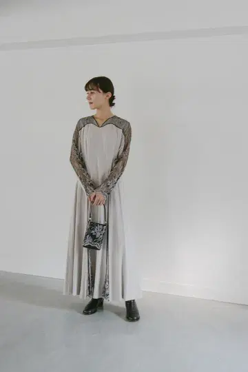 MURRAL 2023AW Petal lace dress