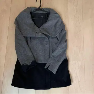 그랜터블 코트 바이컬러