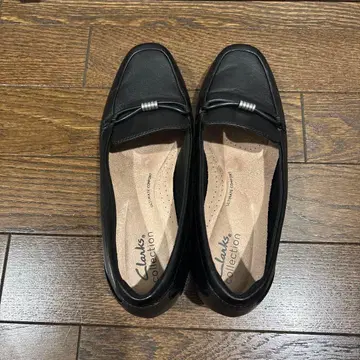 Clarks 여성용 줄리엣 샤인 23cm