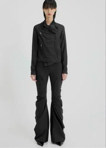 FLAREUP 비대칭 드레이프 팬츠