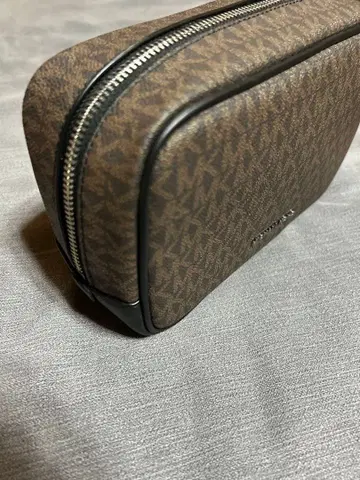 MICHAEL KORS 브라운 파우치