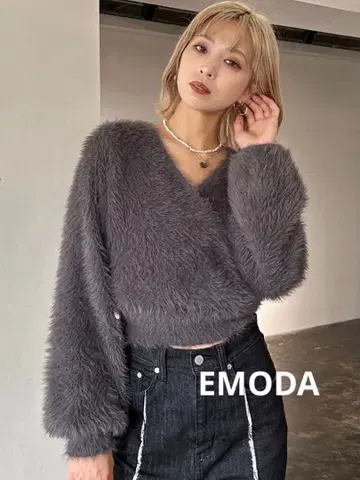 EMODA 2WAY 샤기 니트 그레이