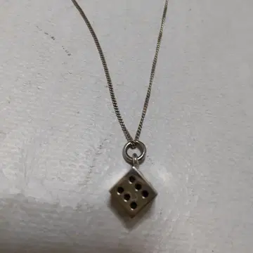 ALPHA STAR 주사위형 실버 목걸이
