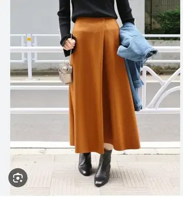 이에나 하드 압축 스커트