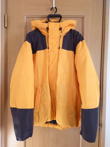 패디드 마운틴 후드티