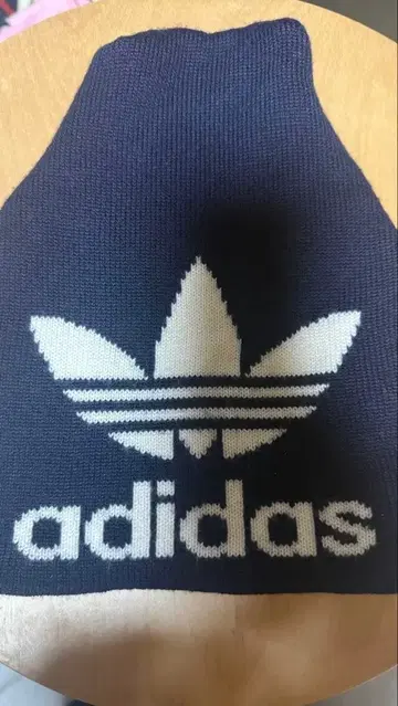 NOAH x adidas 비니