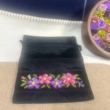 핸드메이드 파우치