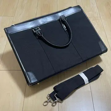 [ 새상품 미사용 ] LES MUES 비즈니스 백