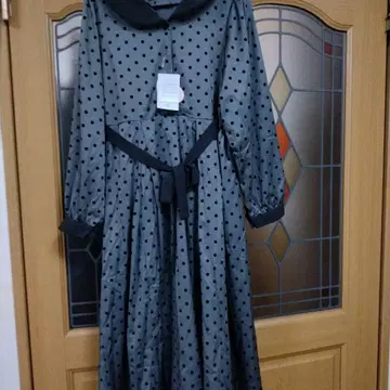 아오키 미사코 시마무라 도트 원피스 그레이