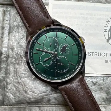 헌팅월드 남성용 워치 트리플 달력 [ 새상품급 ]