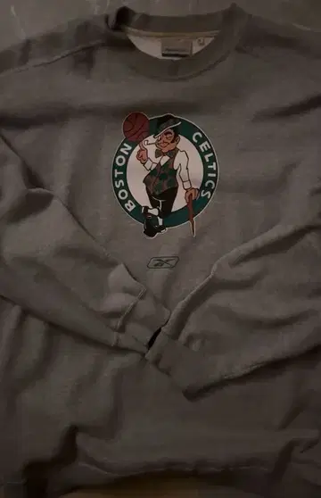 보스턴 셀틱스 크루넥 맨투맨