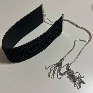 HARE 빈티지 인조 가죽 초커