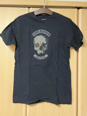 5.11 Tactical 스컬 프린트 T셔츠 블랙