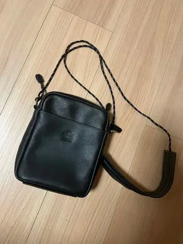 KING GNU 숄더백 블랙